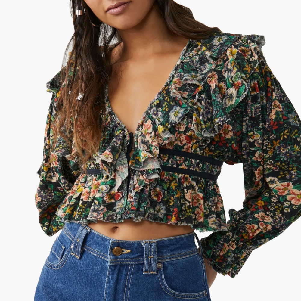 NWOT Free People Ruffle Top Sz Small in Dark Floral